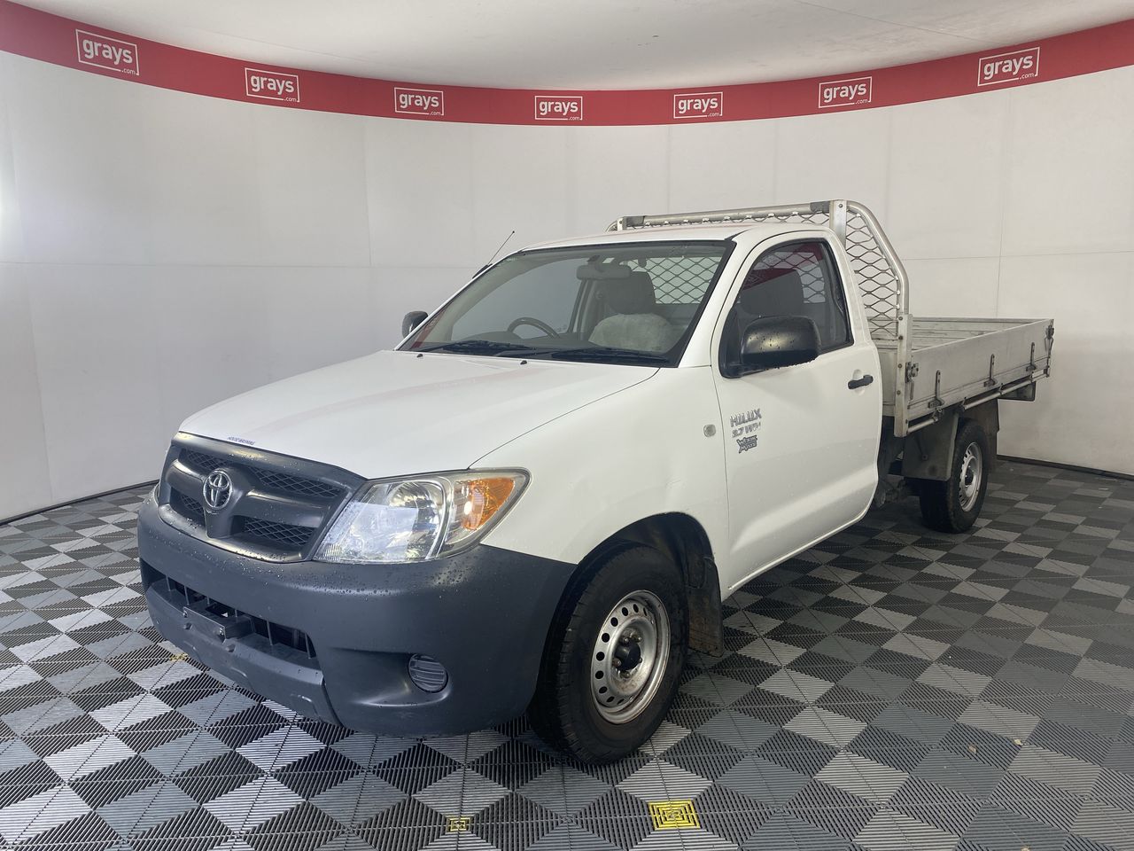 2005 Toyota Hilux 4X2 WORKMATE TGN16R Manual Cab Chassis Auction (0001 ...