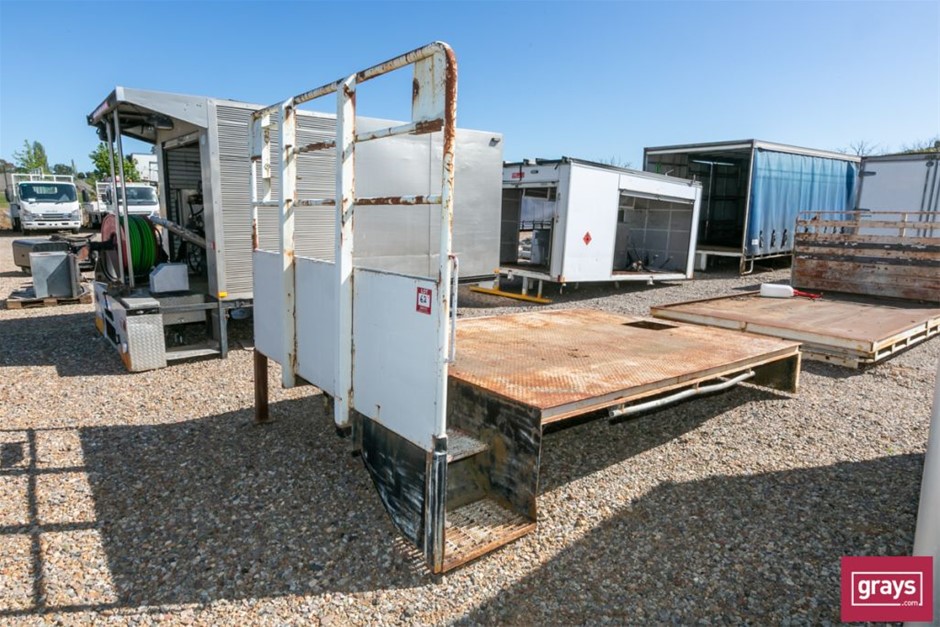 Table Top Truck Body Auction (00625050894) Grays Australia