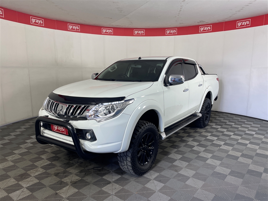 2015 Mitsubishi Triton 4X4 GLS MQ T/Diesel Manual Dual Cab