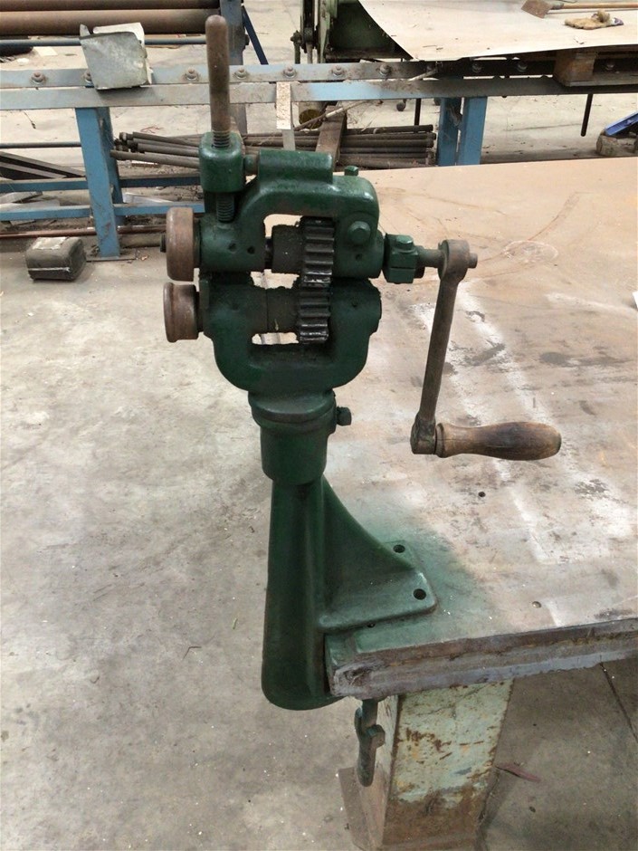 Small Sheet Metal Jenny (Golden Grove) Auction (00338016533) Grays