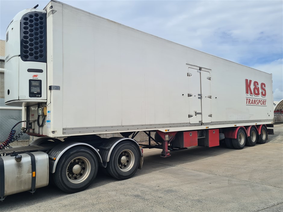 2005 FTE Tri Axle Refrigerated Trailer Auction (00037042622) Grays