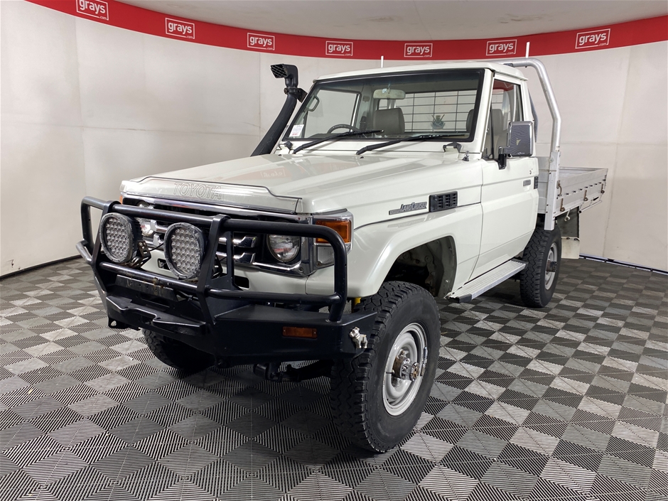 1985 Toyota Landcruiser 75 Series 12HT Manual Ute Auction (0001 ...