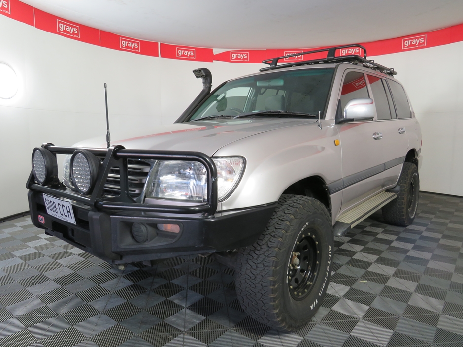 2002 Toyota Landcruiser GXL (4x4) HDJ100R Turbo Diesel Auto 8Seats ...