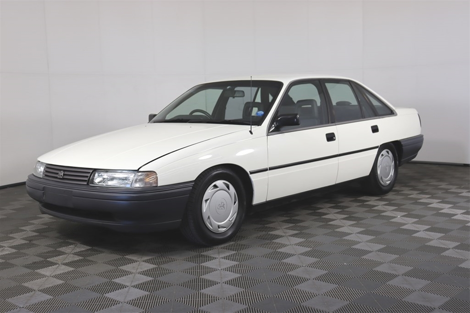 1991 Holden Commodore Executive VN Manual Sedan