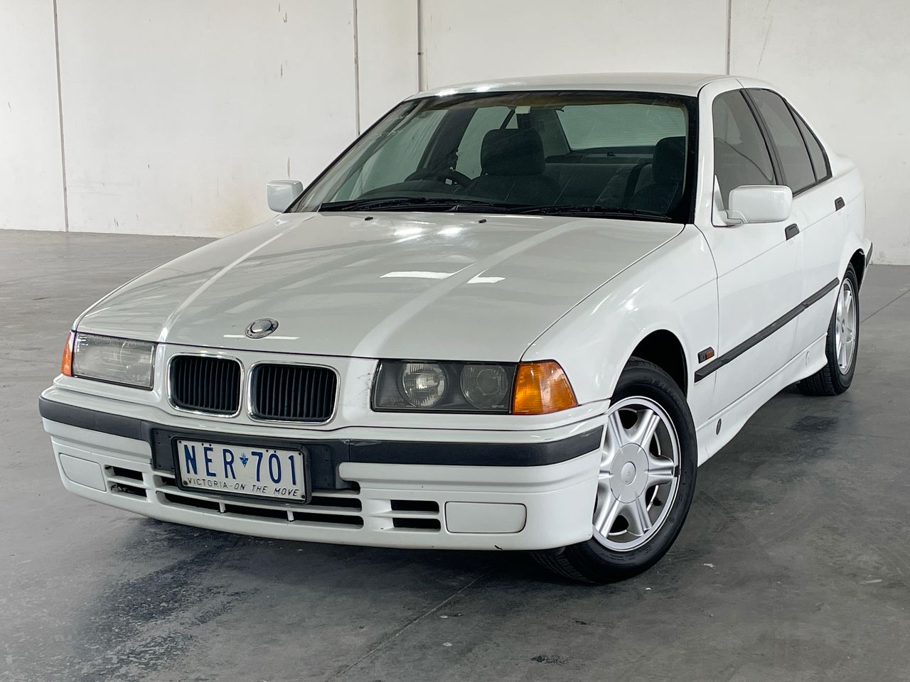 1995 BMW 318i E36 Auto Sedan