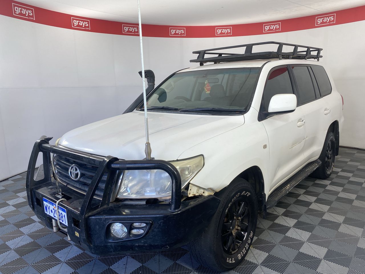 2010 Toyota Landcruiser GXL UZJ200R Automatic 8 Seats Wagon Auction ...