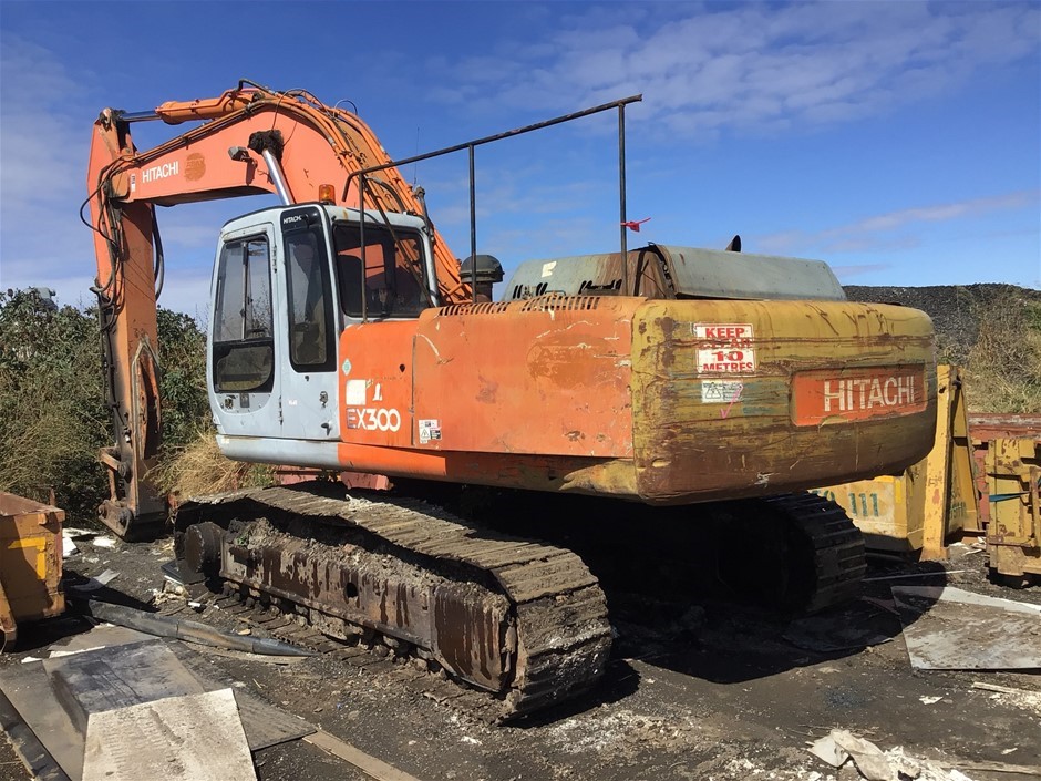 Unreserved Trucks, Excavators & Equipment
