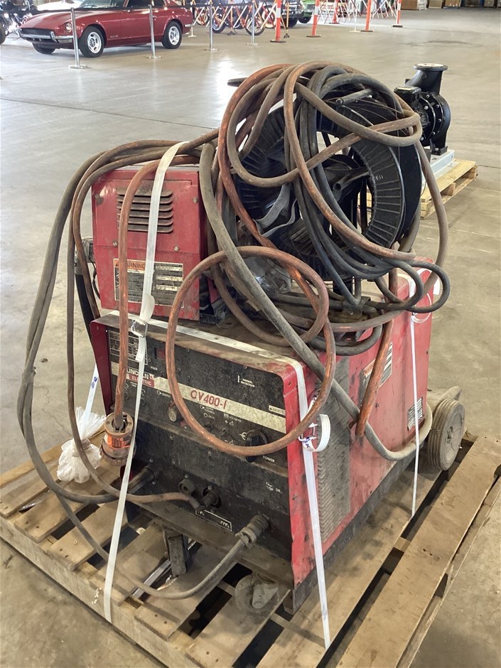 Lincoln Electric CV400I Mig Welder With Wire Feeder Auction (0010