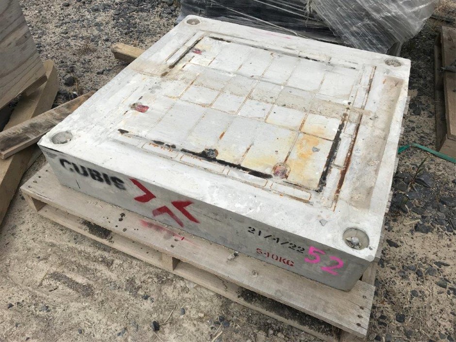 Traffic Management, Concretee Pits, and Temporary Fencing