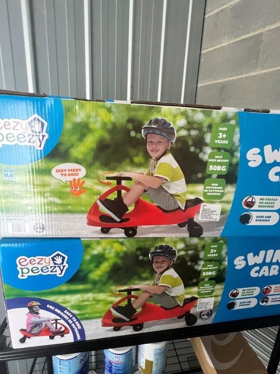 Entire contents of overdue storage including Auction (00013024368