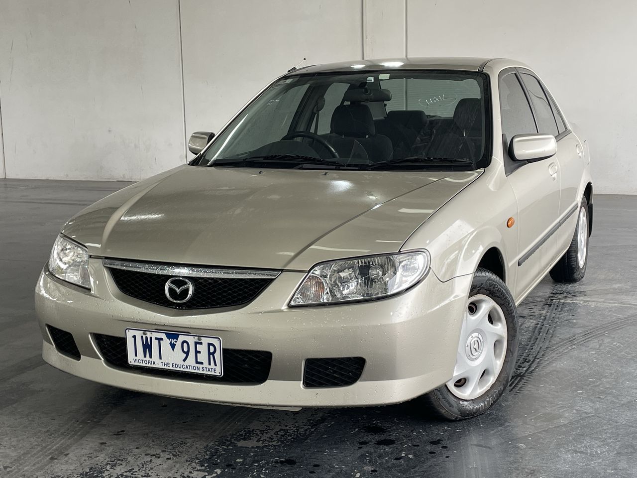 2002 Mazda 323 Protege BJ Auto