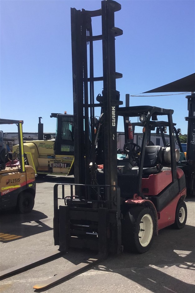 2009 CLARK C30L Forklift 3.2t 4.0m LPG (Wangara) Auction (0003