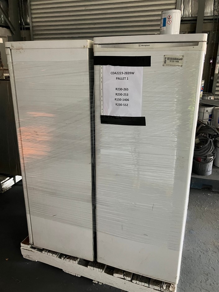 4x Assorted Refrigerators (Wangara) Auction (00619040363) Grays