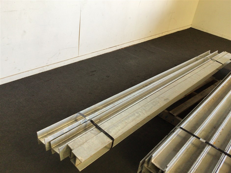 Qty of Unused Galvanized Posts, Joins + More