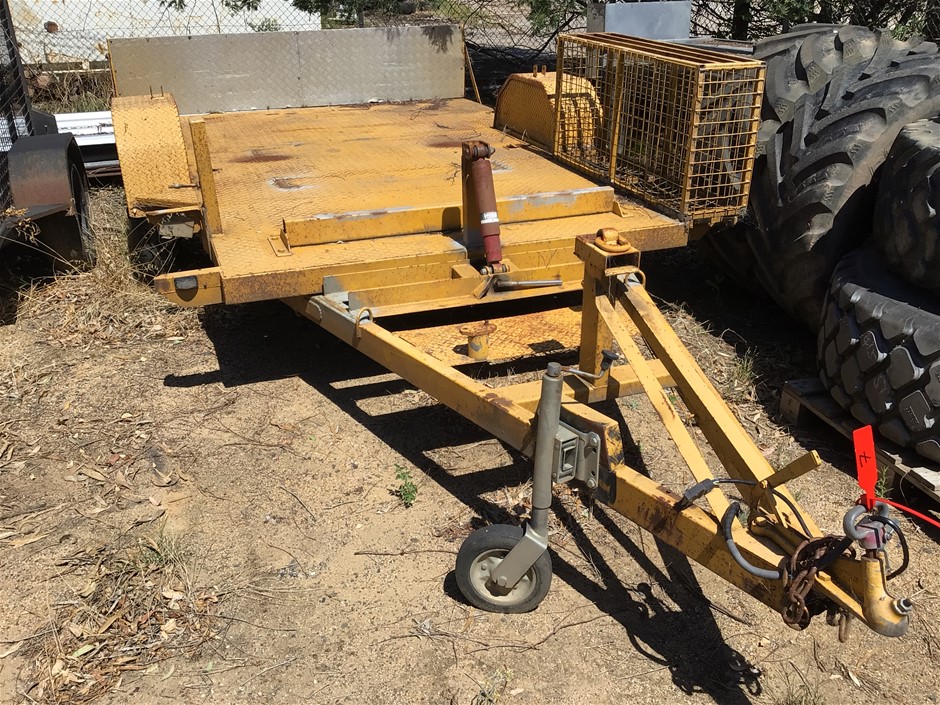 2006 Seymour Trailers Single Mower Tilt Trailer Trailer Auction (0010