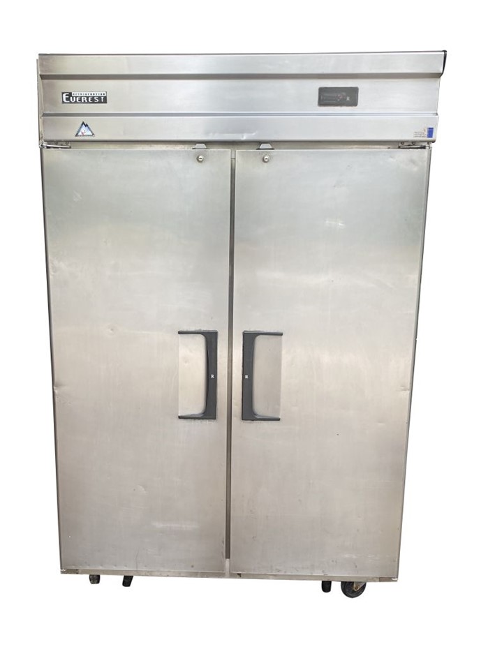 EVEREST STAINLESS STEEL UPRIGHT FRIDGE Auction (00335051547) Grays