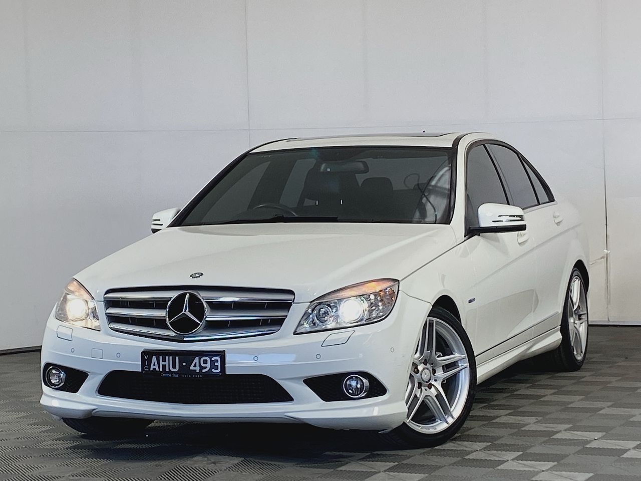 2010 Mercedes Benz C220 CDI Classic W204 T/D AT Sedan