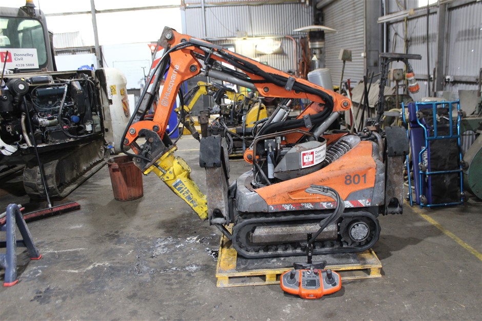 Husqvarna DXR 140 Remote Control Demolition Robot Excavator Auction