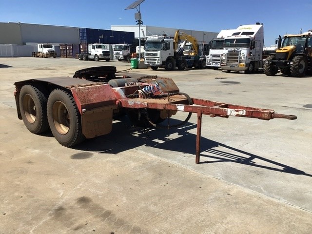 <p>2010 Road West Transport 180 Tandem Dolly Trailer</p>