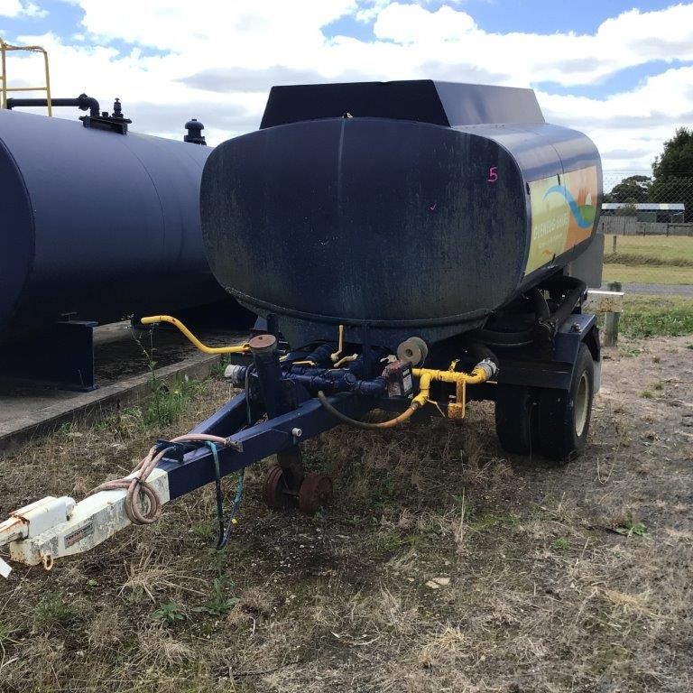 1993 1900 Red Home Made 1900H Single Fuel Tanker Trailer Auction (0043