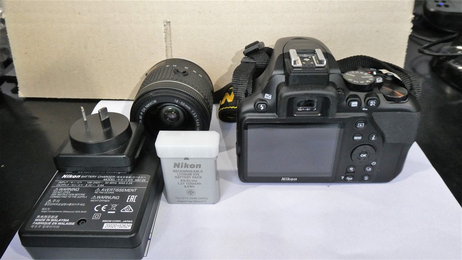 Nikon D3500 24.2MP DSLR Camera + 1855mm Lens Auction (00092187511