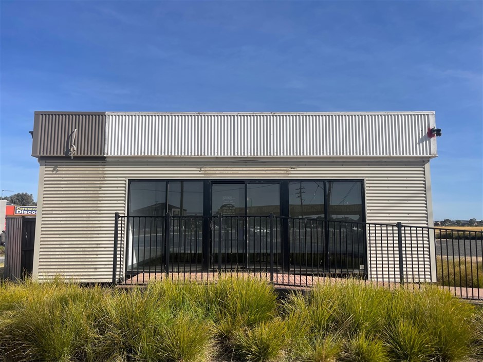 Relocatable Display / Office Auction (00013024781) Grays Australia