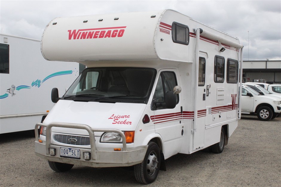 FORD TRANSIT WINNEBAGO MOTORHOME
