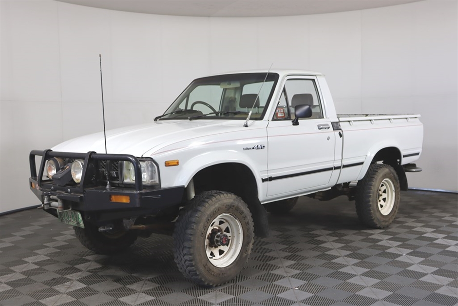 1982 Toyota Hilux Manual Ute