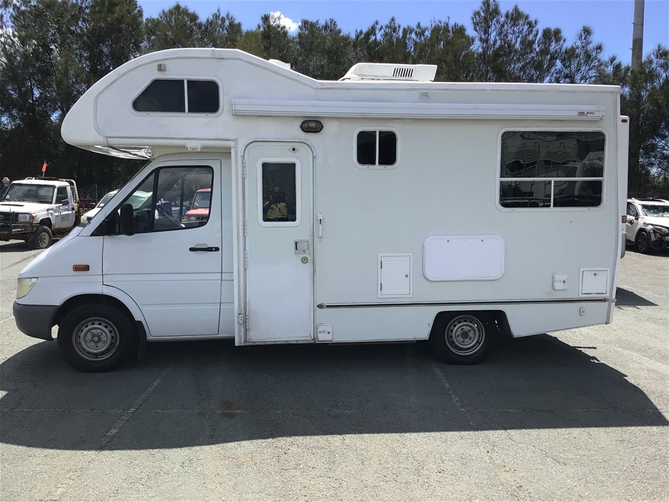 2001 store sprinter camper