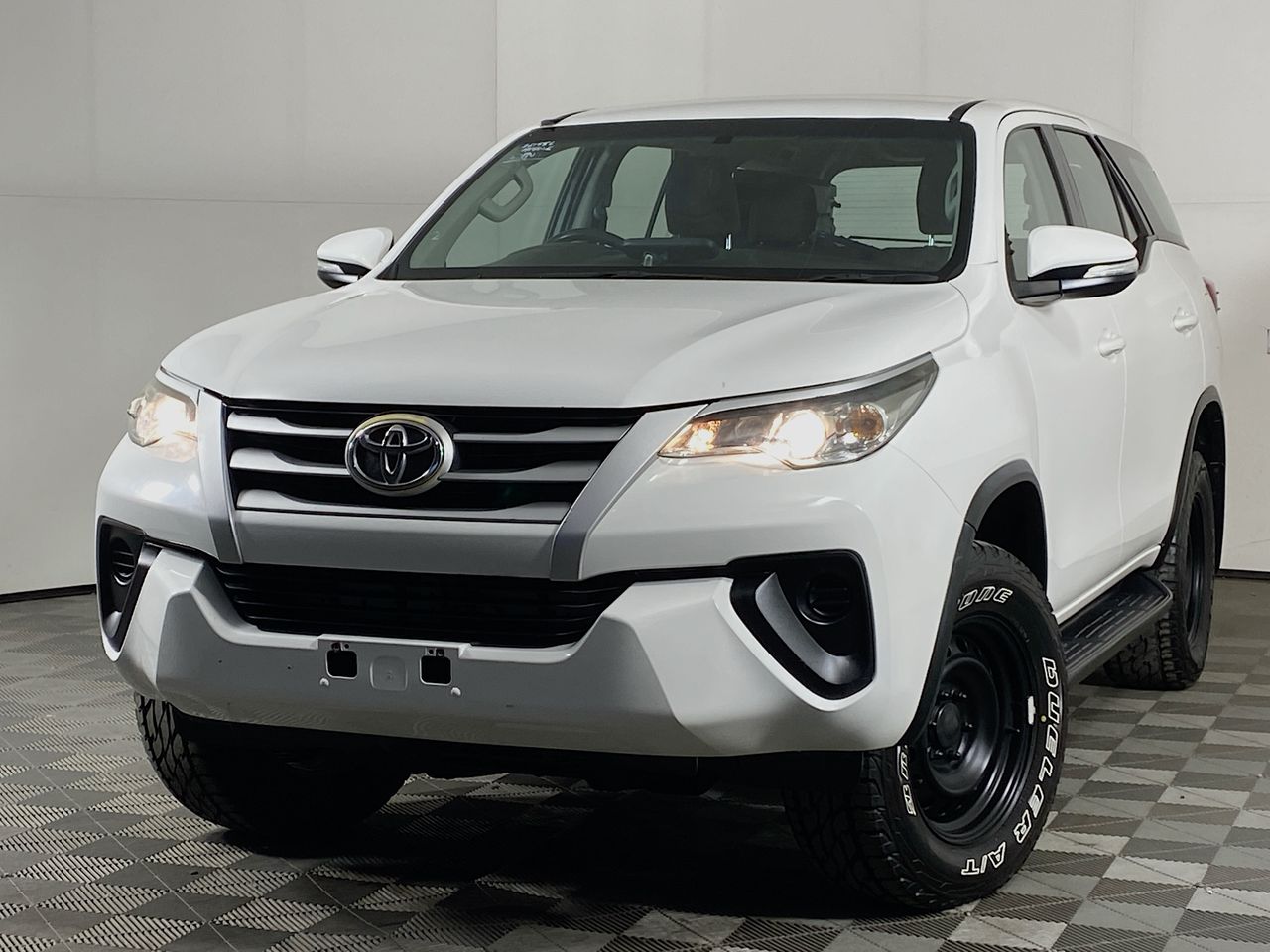 2016 Toyota FORTUNER GX GUN156R T/Diesel Auto