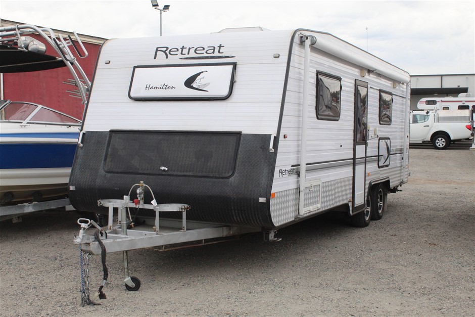 Retreat Hamilton Caravan 
