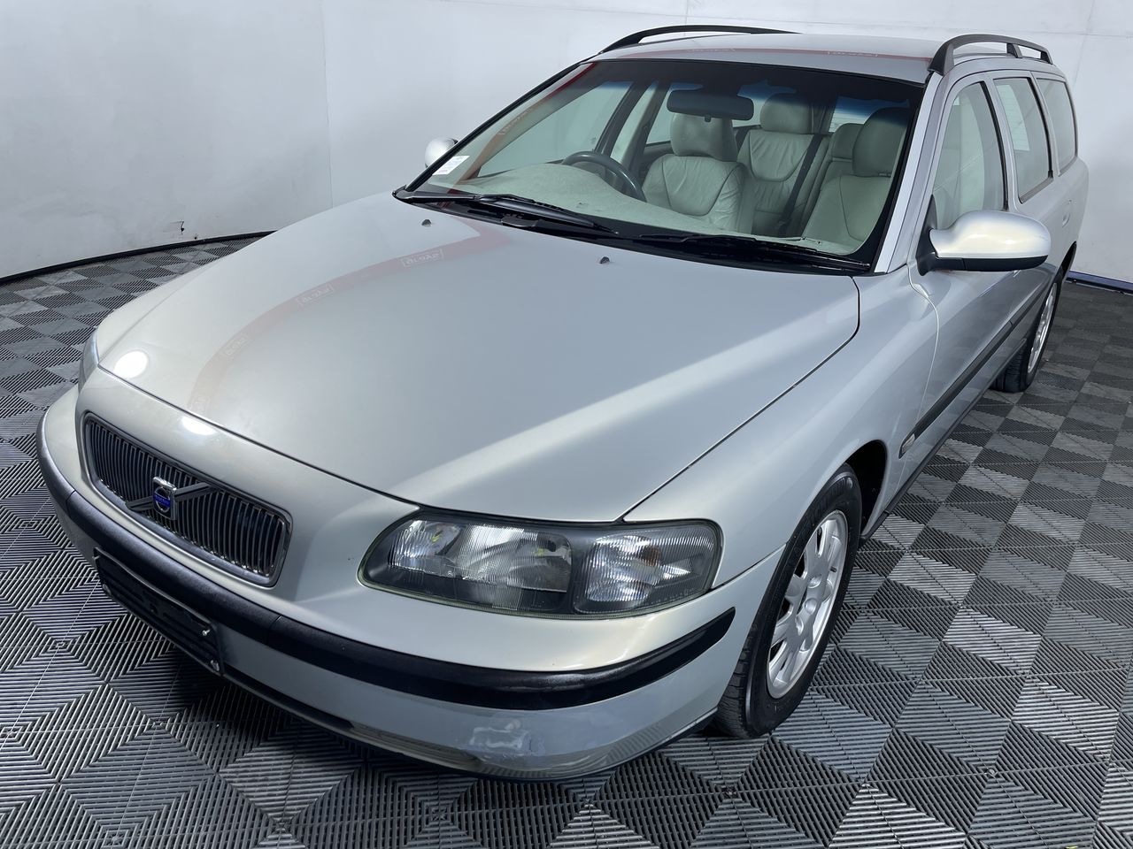 2002 Volvo V70