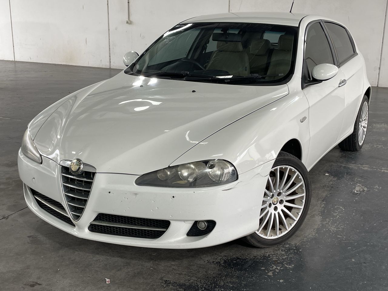 Alfa Romeo 147 AUTOMATIC Hatchback