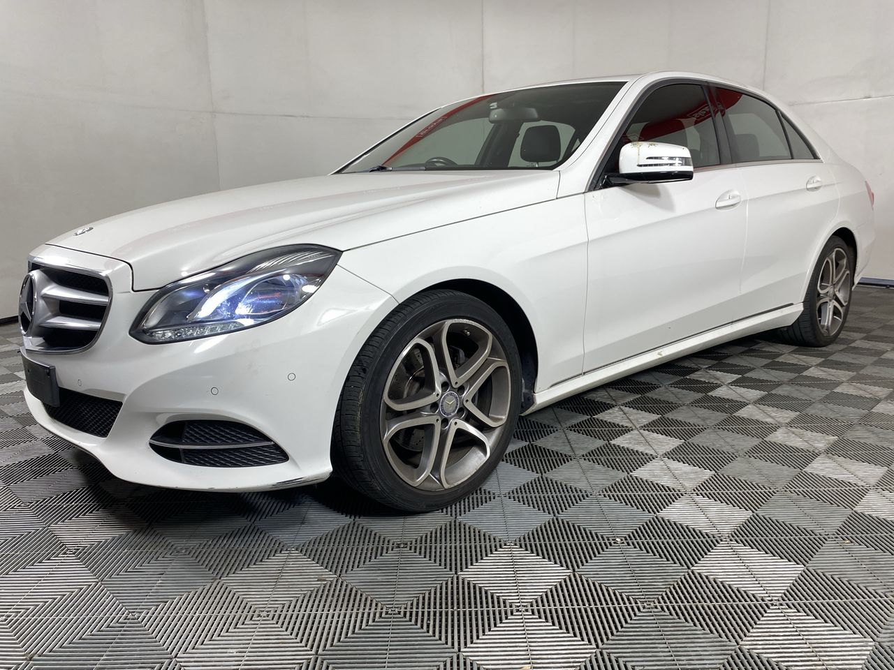 2014 Mercedes Benz E-Class E200 