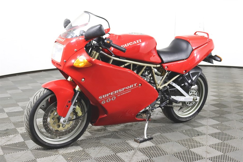 Ducati 600SS Desmodue 2 seater Road, 42146 km indicated