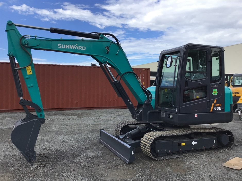 Unused 6 Ton Excavators