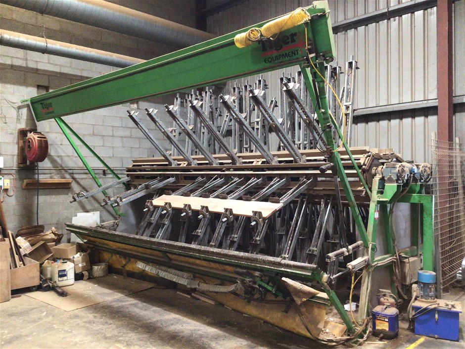 Tiger Rotating Panel Press Auction (0007-7044152) | Grays Australia