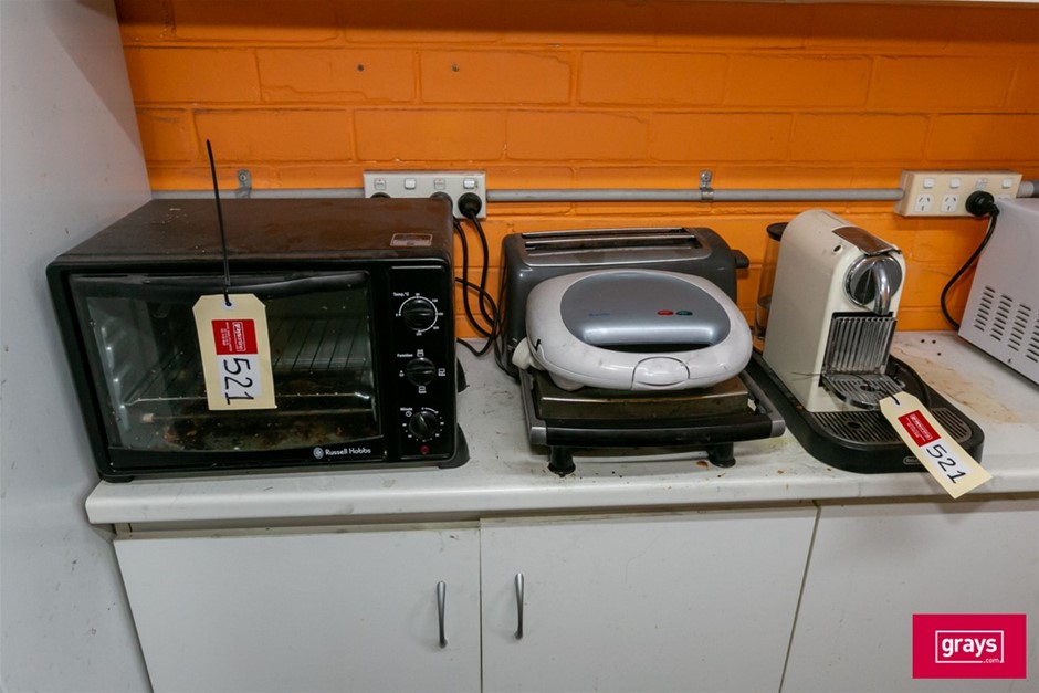 Assorted Kitchen Appliances Auction (05215051755) Grays Australia