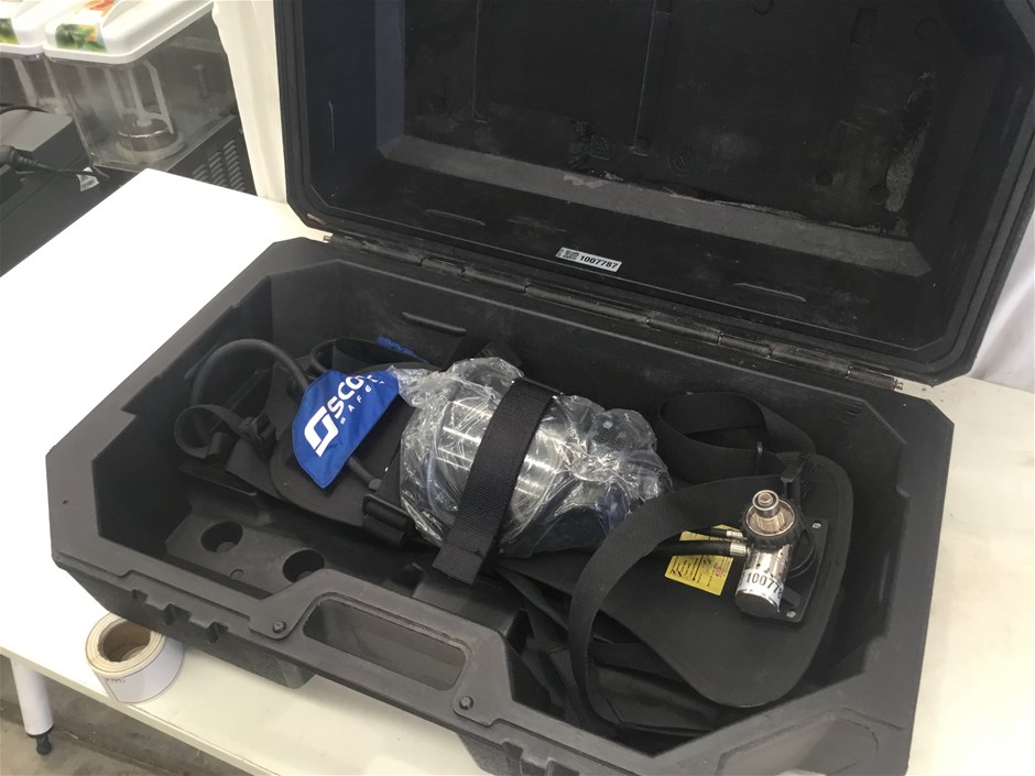 Breathing Apparatus Scuba Auction (00279040362) Grays Australia