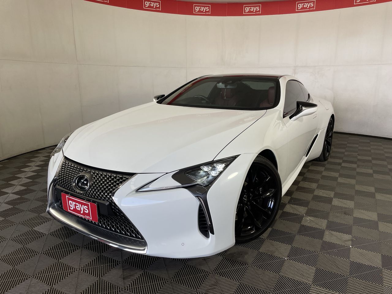 2017 Lexus LC500 V8 Automatic Coupe Auction (0001-10600458) | Grays ...