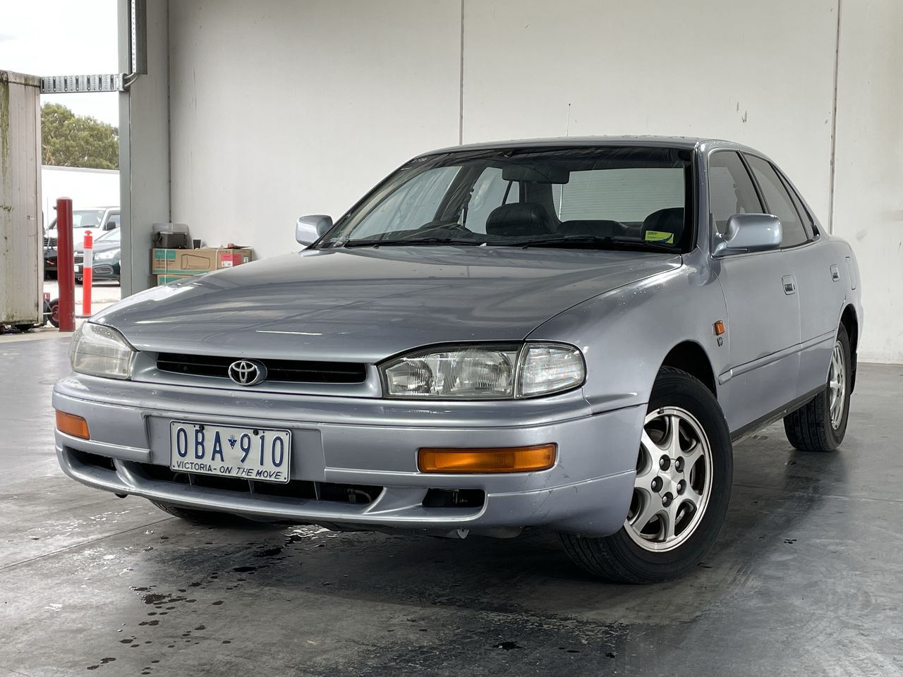 Unres Toyota CAMRY VIENTA Grande VZV10 Automatic Sedan