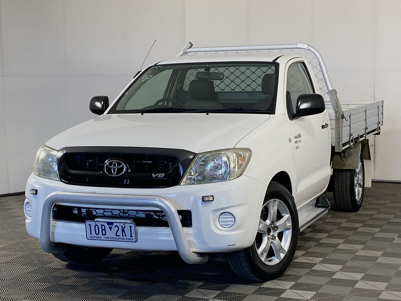 2009 Toyota Hilux 4X2 SR GGN15R Automatic Cab Chassis Auction (0001 ...