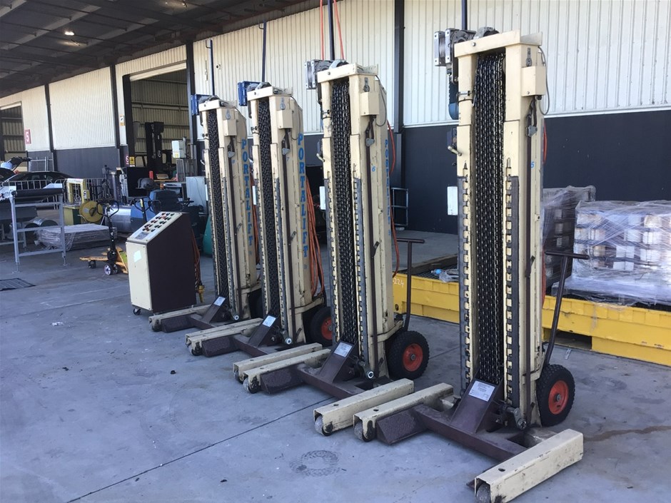 4 x Endurequip Portable Truck Hoists & Control Cabinet