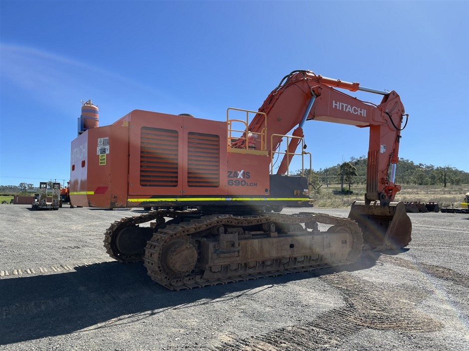2017 Hitachi ZAXIS 690LCH Hydraulic Excavator Auction (0004