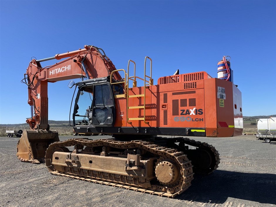2017 Hitachi ZAXIS 690LCH Hydraulic Excavator Auction (0004