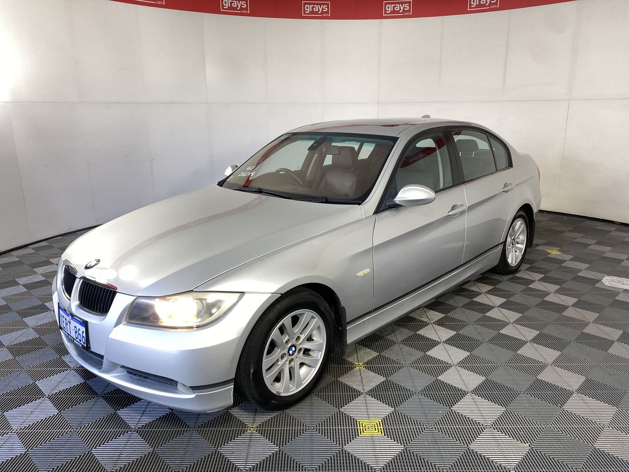 2006 BMW 320i E90 Automatic Sedan Auction (0001-9040847) | Grays Australia