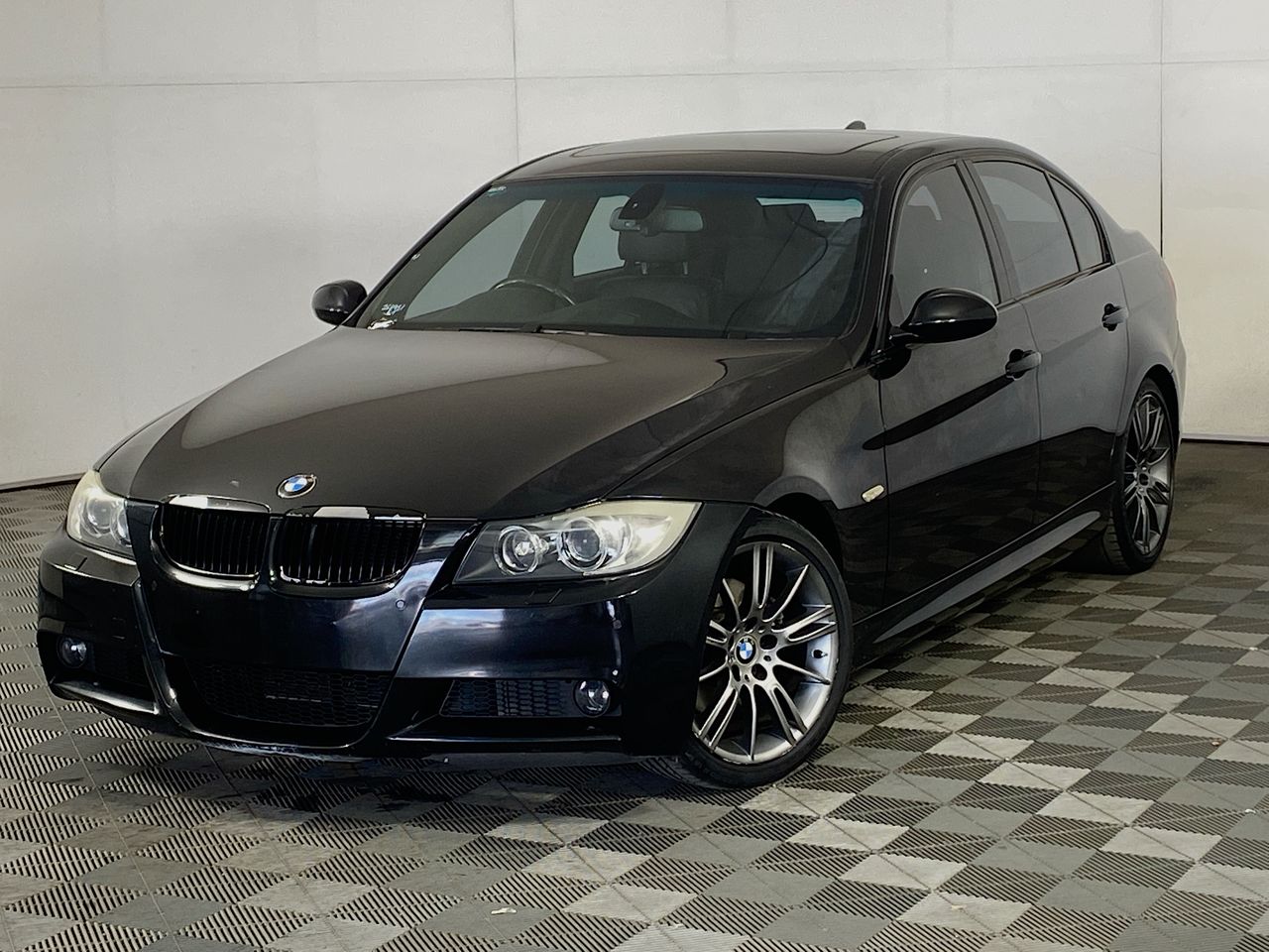 2008 BMW 325i E90 Auto