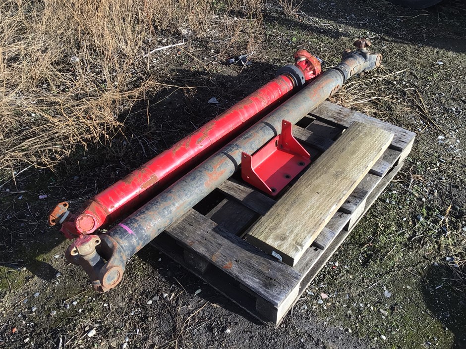 Unreserved Truck and Construction Parts - Vic