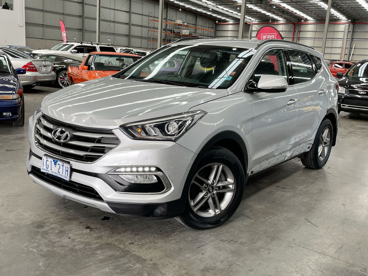 Unres 2015 Hyundai Santa Fe Active DM Manual 7 Seats Wagon