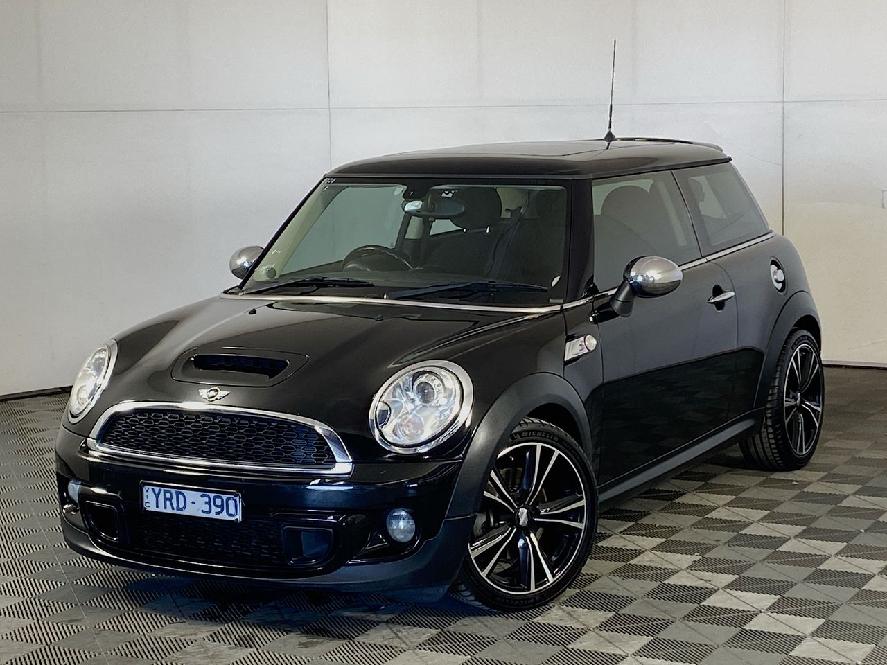 2011 Mini Cooper S R56 LCI Automatic Hatchback Auction (0001-21000073 ...